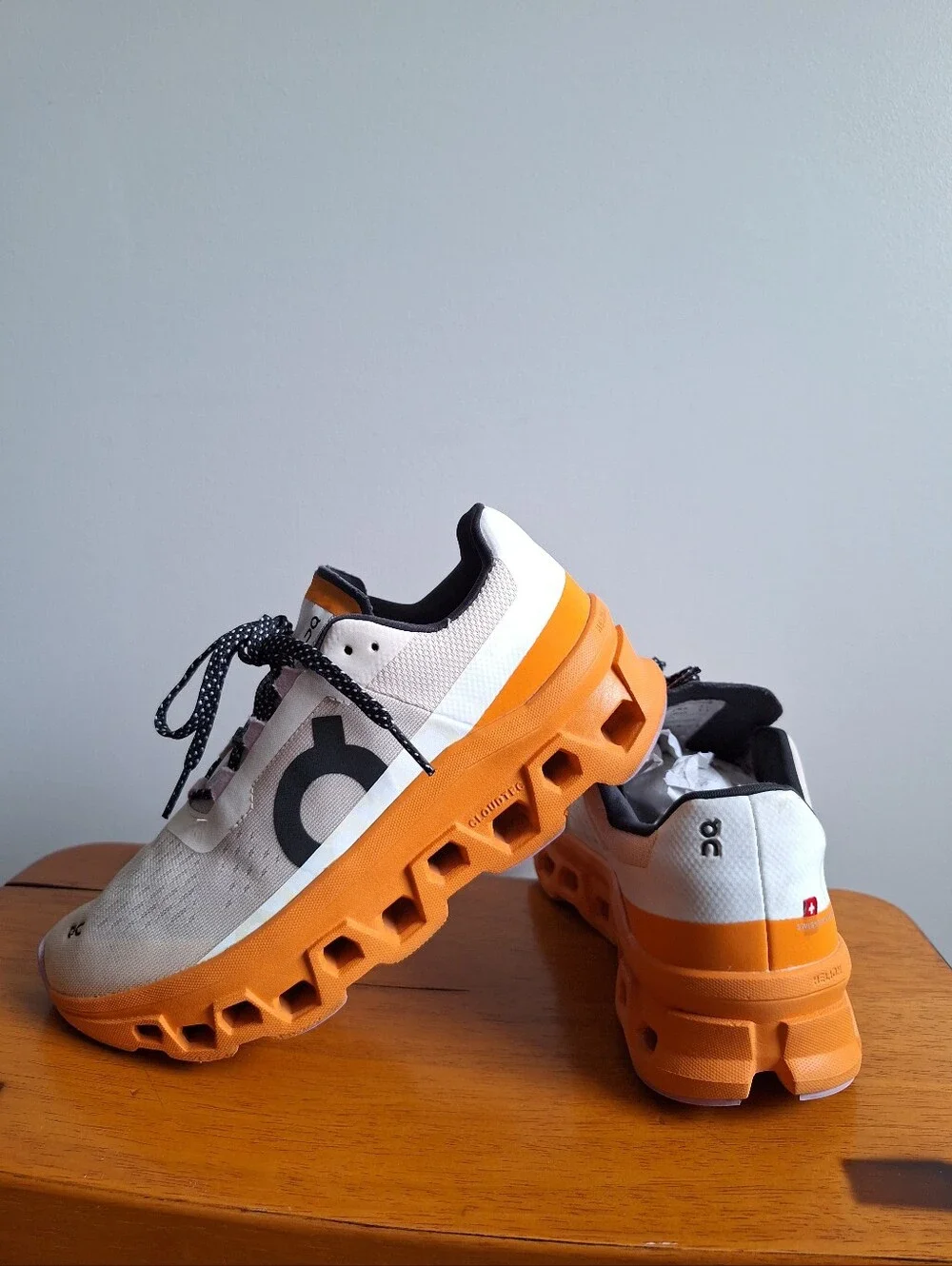 On Running Cloudmonster Women's Fawn / Turmeric Size 8